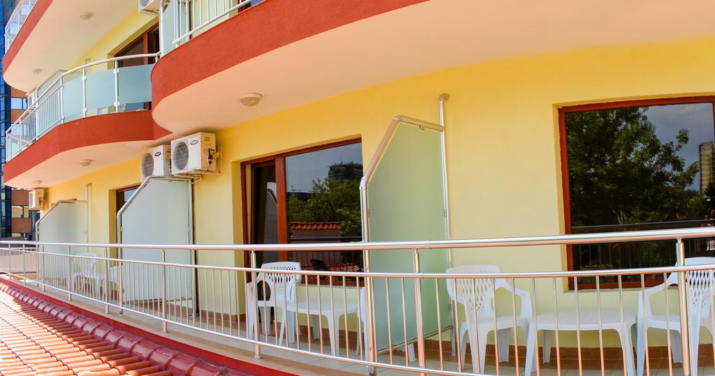 Hostel Malibu Slantchev Briag Extérieur photo